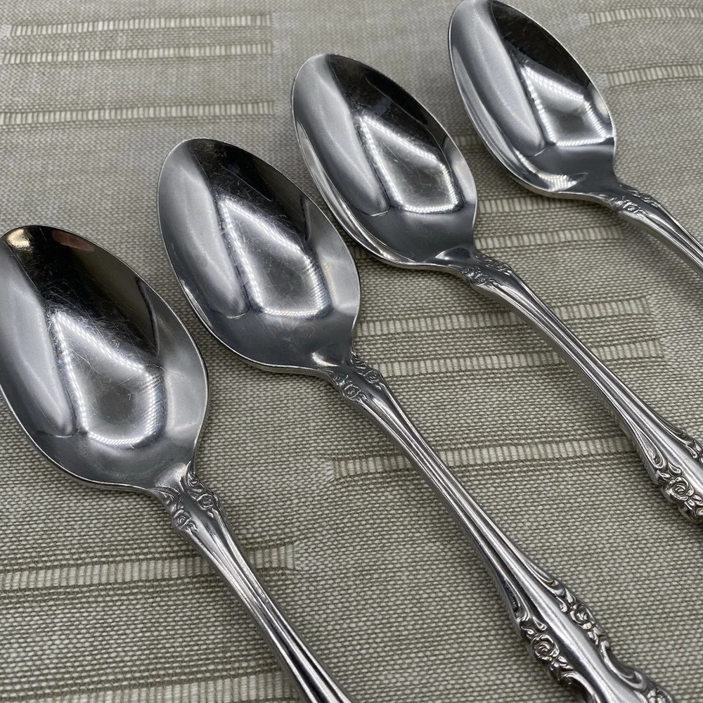 Oneida Community BRAHMS Teaspoons 4pcs Stainless Flatware‎ Spoons 6